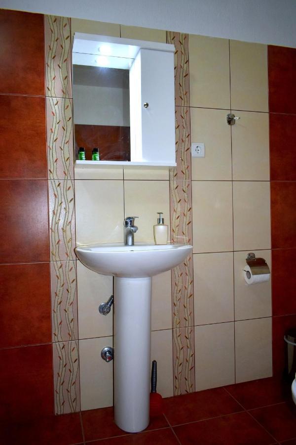 Hotel Relax Pozar Káto Loutrákion Zewnętrze zdjęcie